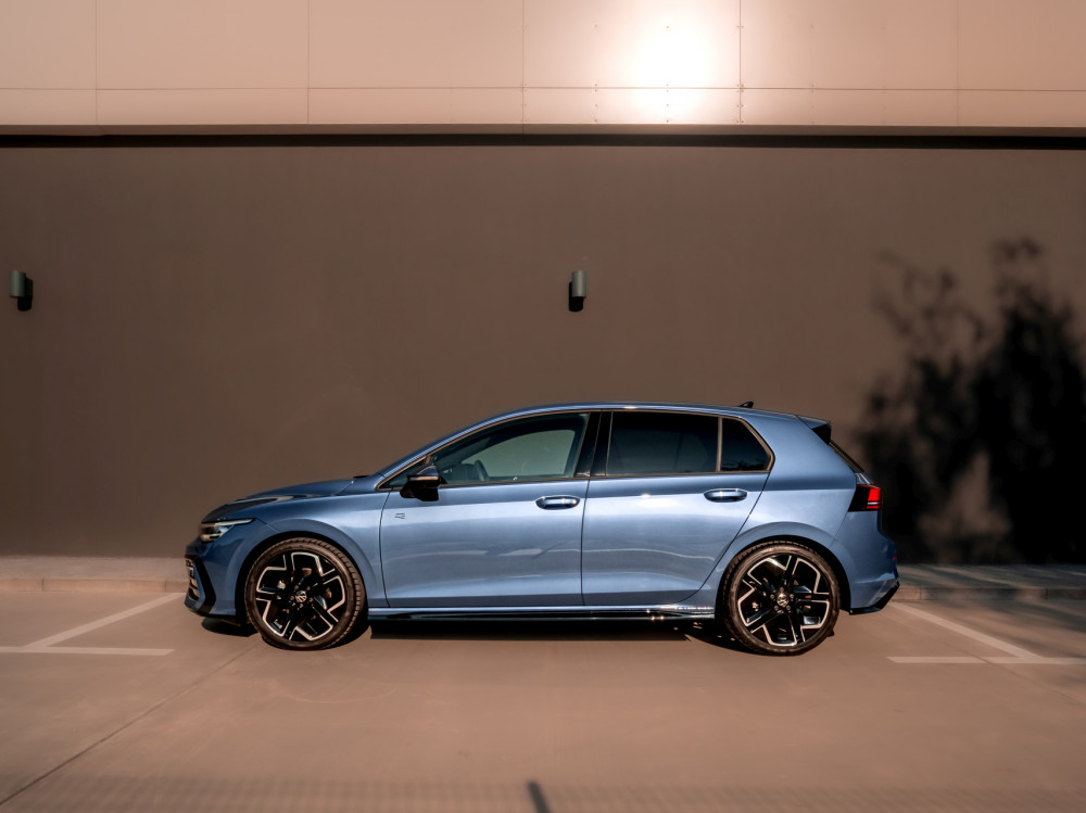 Volkswagen Golf R-Line